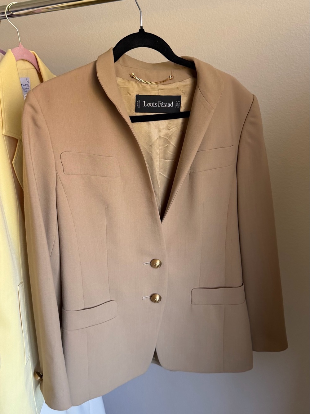 Vintage Louis Feraud Beige Blazer Gold Buttons Career Quiet Luxury Jacket